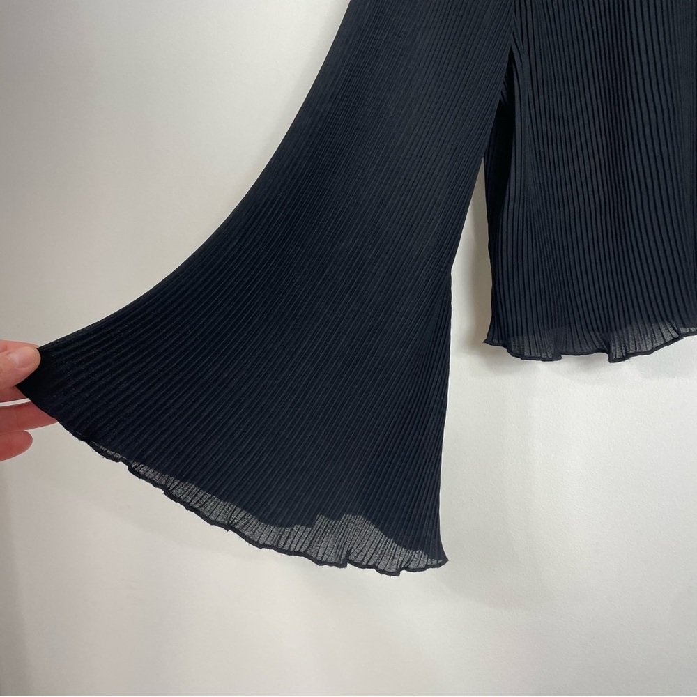 Leith Blouse Minimalist Accordion Boxy Top Bell Small Semi-Sheer Contemporary - Picture 5 of 8
